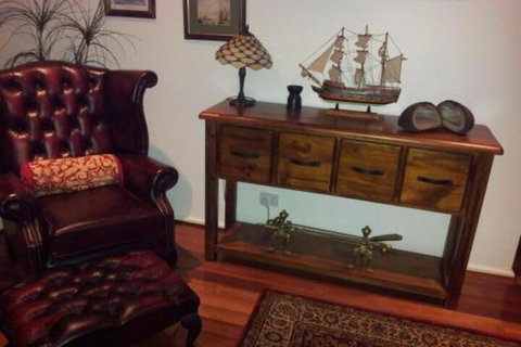 The Pommy Tree - Kempsey Accommodation 7