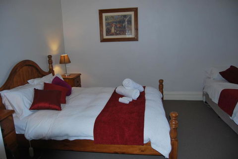 Jacaranda Cottage - Kempsey Accommodation 4