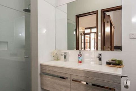 Fairway Manor Accommodation - Kempsey Accommodation 0