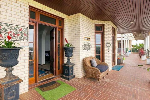 Fairway Manor Accommodation - Kempsey Accommodation 1