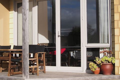 Sow And Piglets Guesthouse - Kempsey Accommodation 2
