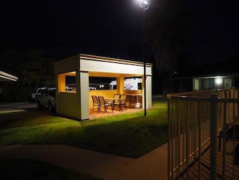 Jacaranda Motel & Holiday Units - Kempsey Accommodation 0