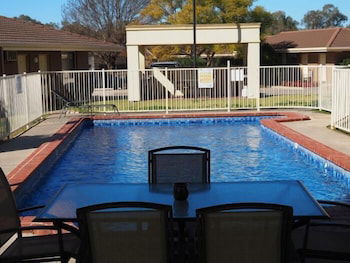 Jacaranda Motel & Holiday Units - Kempsey Accommodation 3