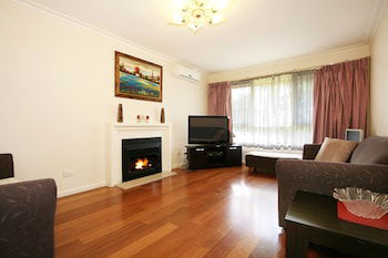 3 43 Thames Holiday Unit - Kempsey Accommodation 0