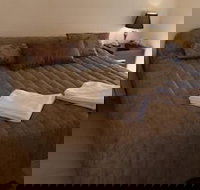 Tumby Villas - Kempsey Accommodation