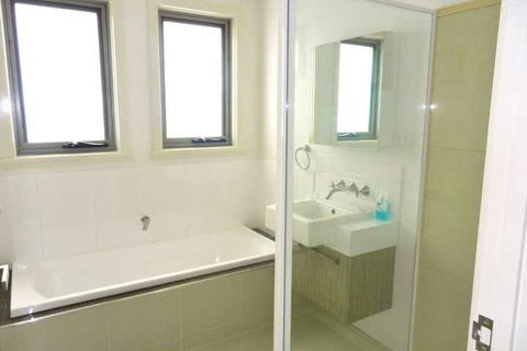 170 Hazards View Unit 1 - Kempsey Accommodation 2