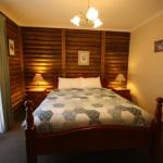 Halls Gap Log Cabins - Kempsey Accommodation 0