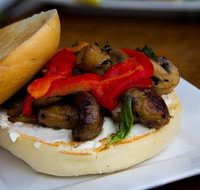 The Black Pudding - Kempsey Accommodation