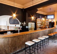 The Bridge Hotel - Kempsey Accommodation