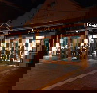 The Naked Tree - Cafe Restaurant - Kempsey Accommodation
