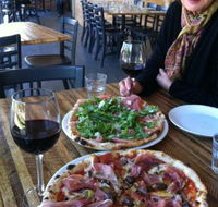 Bastoni Pizzeria - Kempsey Accommodation