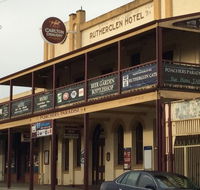 Poachers Paradise - Kempsey Accommodation