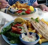 Blue Bee Cafe - Kempsey Accommodation