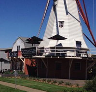 The Windmill Chocolate Shop  Cafe - Kempsey Accommodation