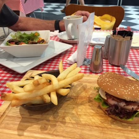 D'Cafe Richmond - Kempsey Accommodation 0