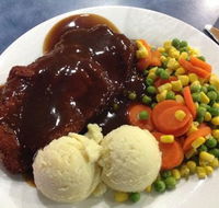 The Parkes Services Club Bistro - Kempsey Accommodation