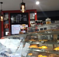 Michels Patisserie Springwood - Kempsey Accommodation