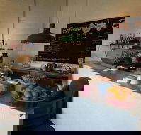 Tractor Espresso Bar - Kempsey Accommodation