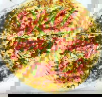 Pizza vs Burger - Kempsey Accommodation