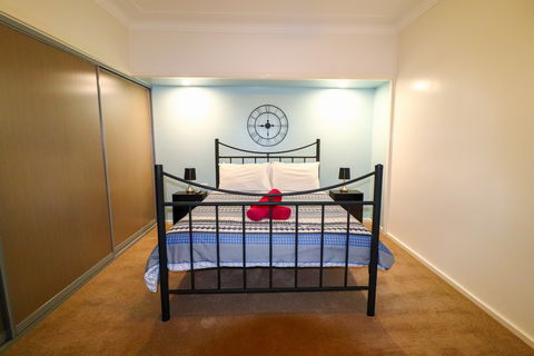 Naked Whisky Bar - Kempsey Accommodation 0