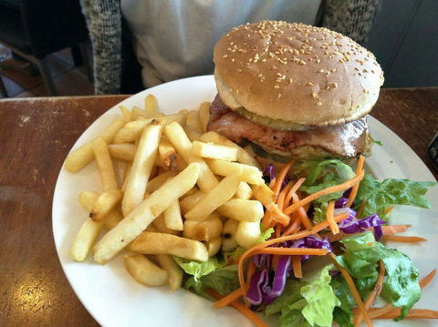 Buck's Diner - Kempsey Accommodation 0
