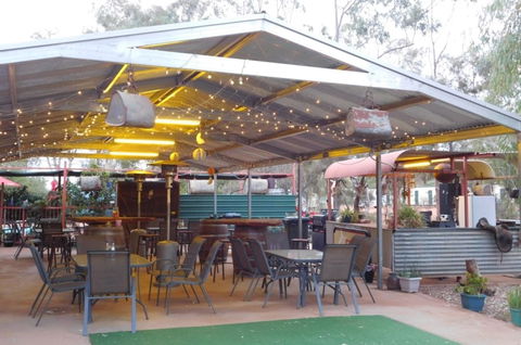 Stuarts Well Roadhouse- Restaurant & Bar - Kempsey Accommodation 1