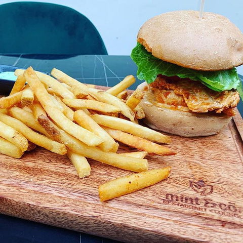 Customs House Inn - Kempsey Accommodation 0