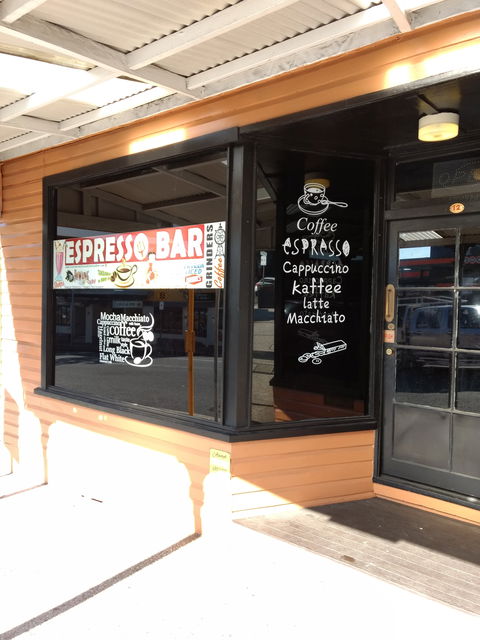 The Howling Studio Espresso Bar - Kempsey Accommodation 0