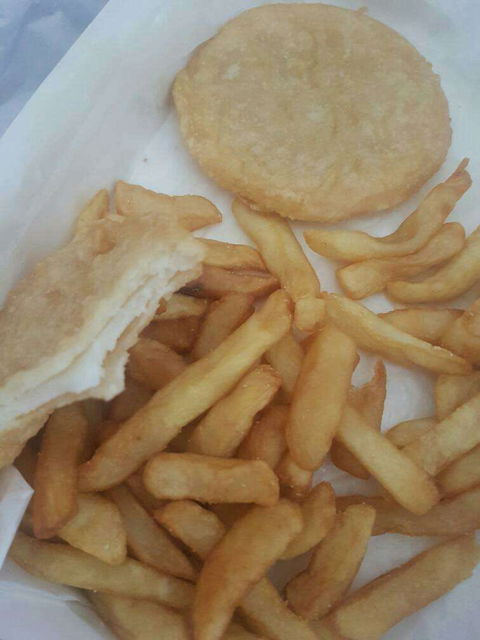 Snappers Fish & Chippery - Kempsey Accommodation 0