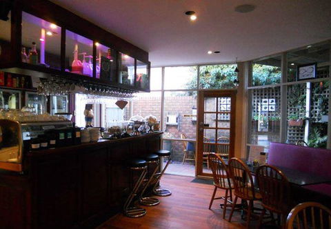 Ronnie'z Cafe And Take Away - Kempsey Accommodation 7