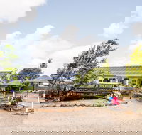 Bay of Shoals Wines - Kempsey Accommodation