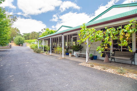 The Apple Farm - Kempsey Accommodation 1