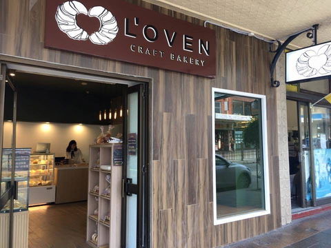 L'Oven Craft Bakery - Ashfield - Kempsey Accommodation 0