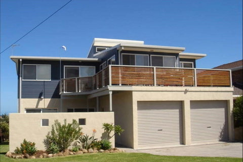 Noble Monks - Kempsey Accommodation 0
