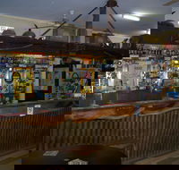 303 Bar and Diggers Bistro - Kempsey Accommodation