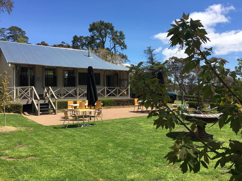 Mortimer's Wines Schoolhouse Cellar Door - Kempsey Accommodation 0