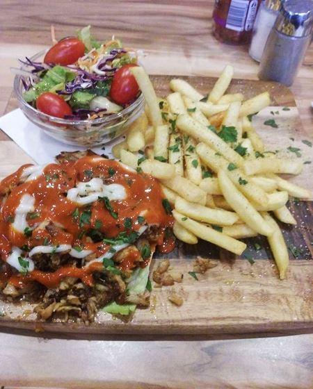 Mt Everest Nepalese Restaurant - Kempsey Accommodation 27