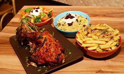 Mt Everest Nepalese Restaurant - Kempsey Accommodation 5