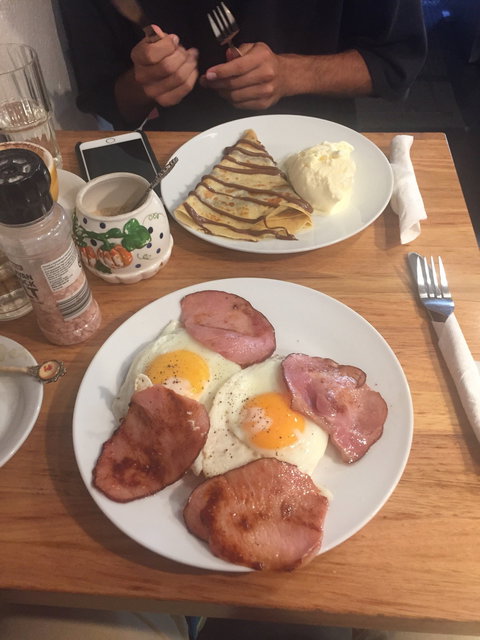 Aix Cafe Creperie Salon - Kempsey Accommodation 5