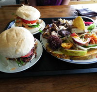 Big Barramundi BBQ Garden - Kempsey Accommodation