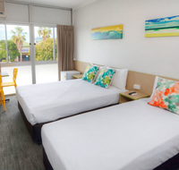 Palm Beach Hotel - Kempsey Accommodation