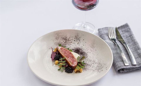 The Peak Restaurant At Spicers Peak Lodge - Kempsey Accommodation 7