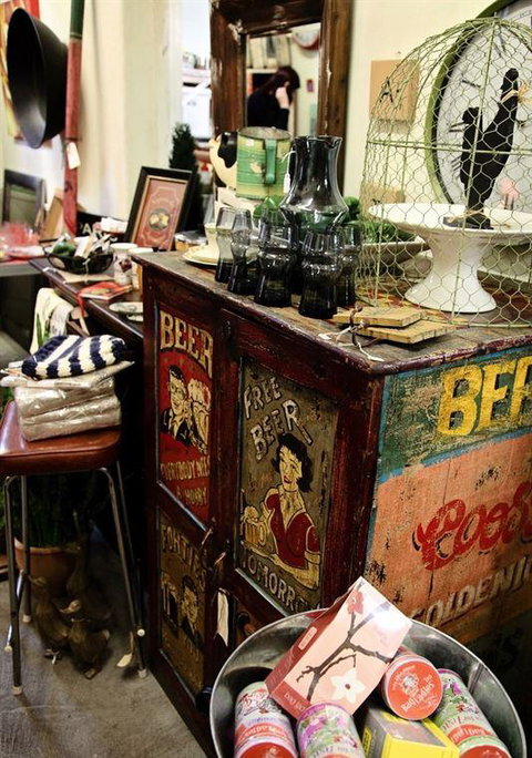 Worn-Out-Wares Cafe - Kempsey Accommodation 8