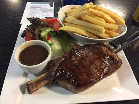 Sporties Steak & Grill - Kempsey Accommodation 0