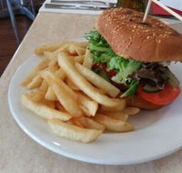 The Bell Bar And Bistro - Kempsey Accommodation