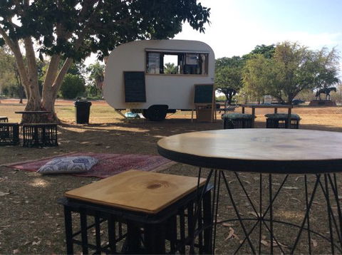 The Black Russian Caravan Bar - Kempsey Accommodation 0