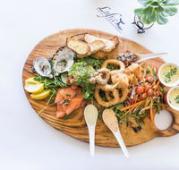 Pavement Restaurant at Lufra Hotel and Apartments - Kempsey Accommodation