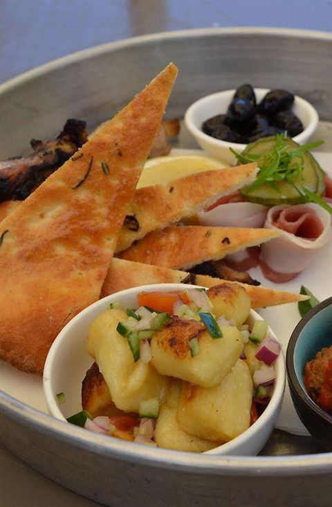 FOS Kitchen & Bar - Kempsey Accommodation 4