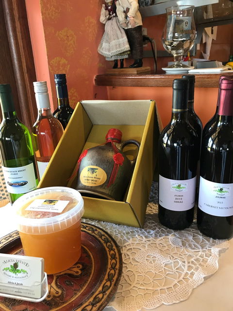 Alicia Estate Winery & Restaurant - Kempsey Accommodation 2