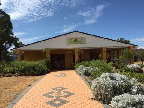 Alicia Estate Winery & Restaurant - Kempsey Accommodation 0